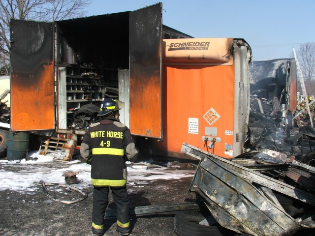 Fire in the storage trailers at Dean Rhorer's Garage... 2/25/06